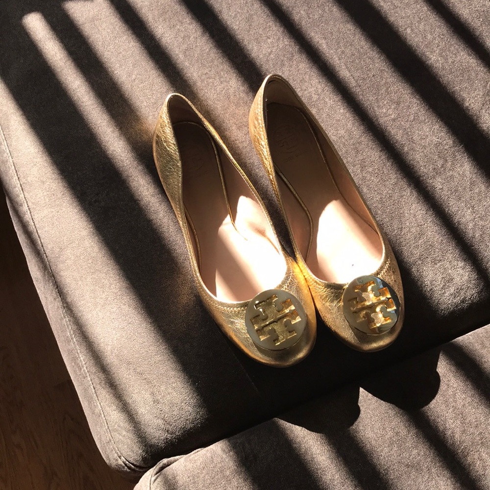 Tory Burch gold flat shoe
